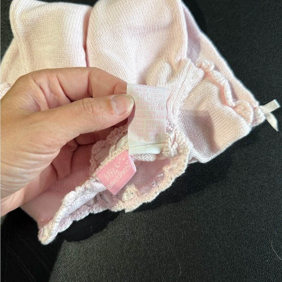 Vintage Knit Romper With Flower Details - Picture 4 of 5